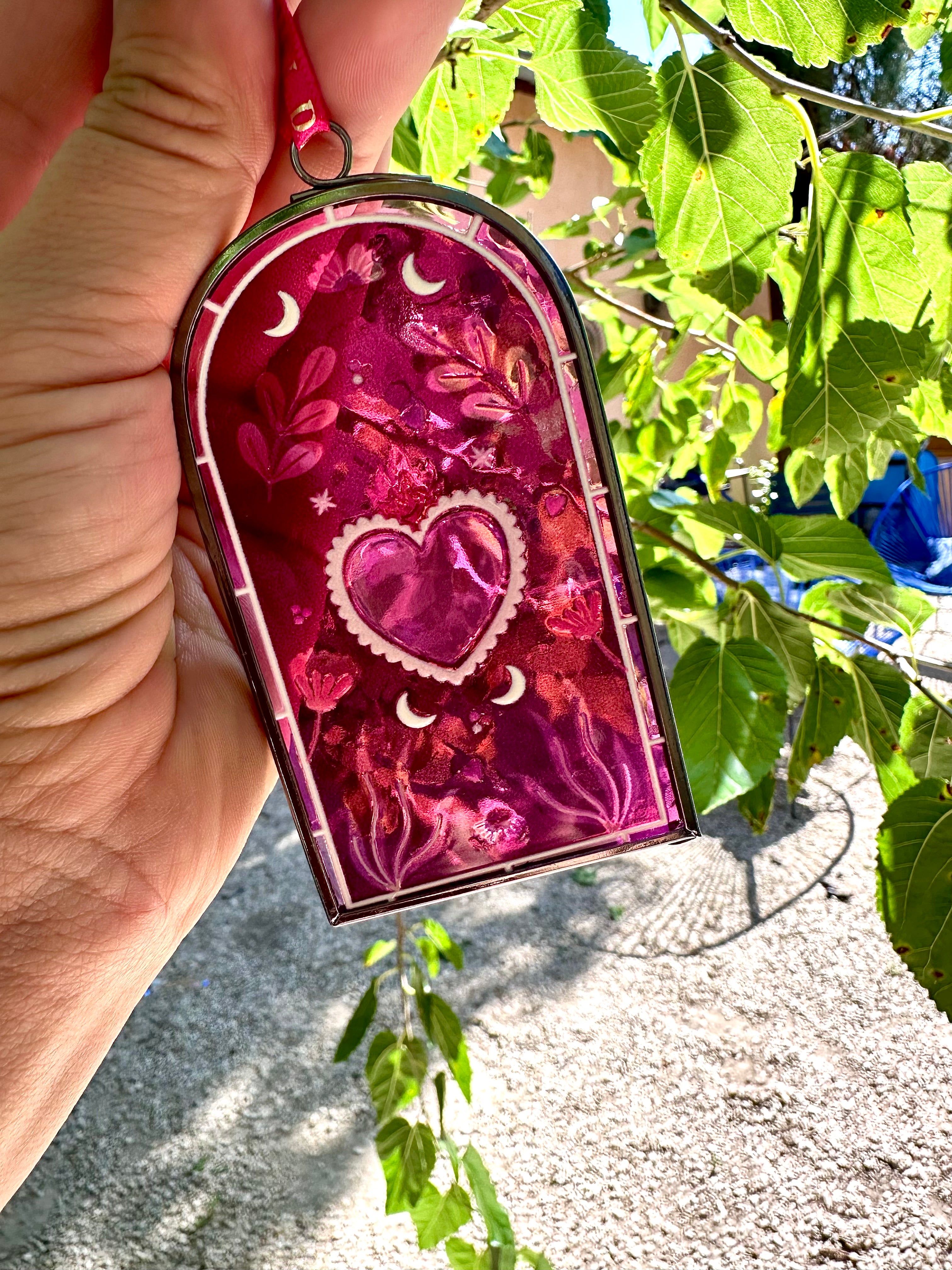 Vitrail Lueur Suspendue, Le coeur pour l'amour