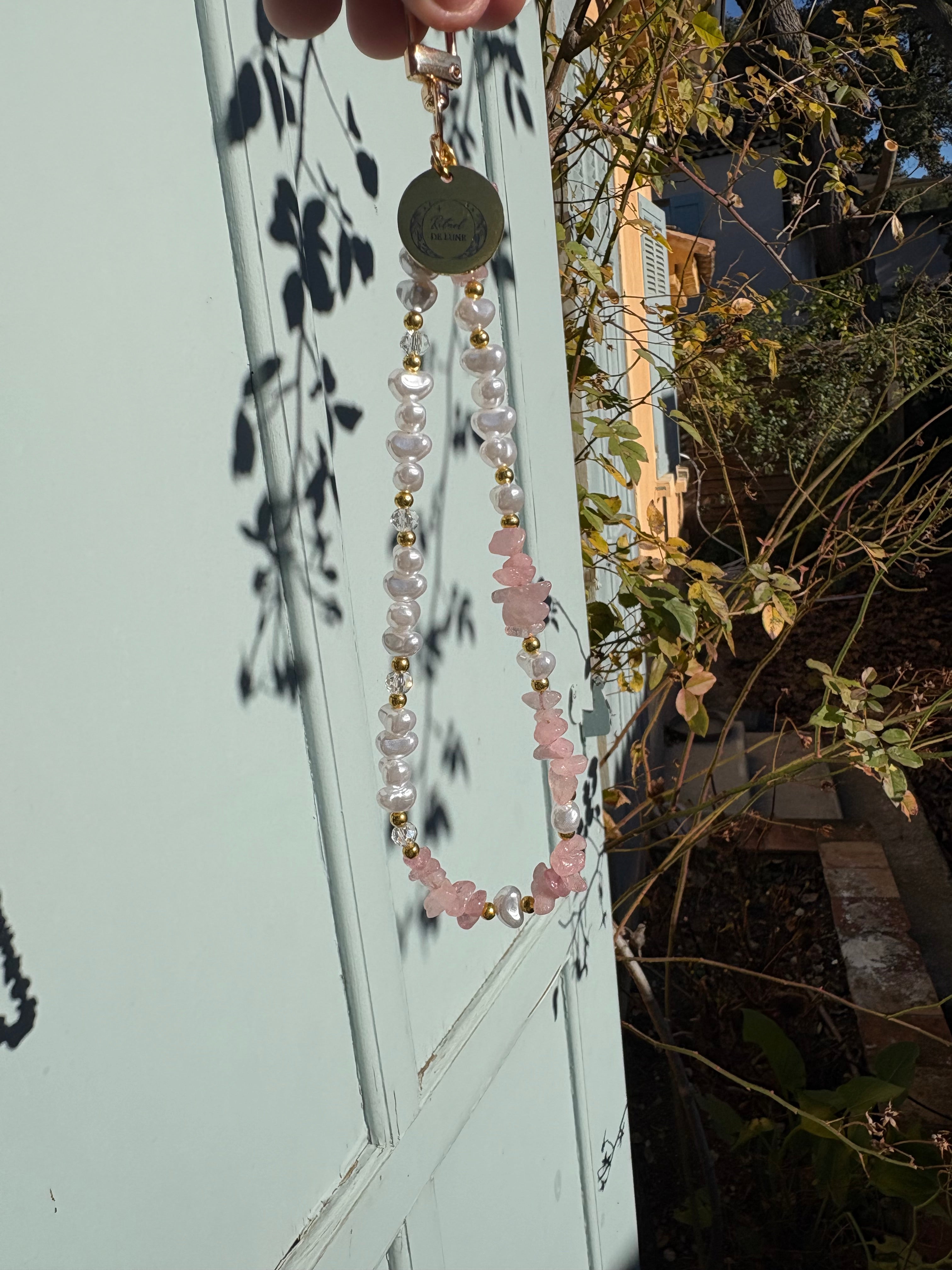 Tour de perles quartz rose et perles fantaisie à clip