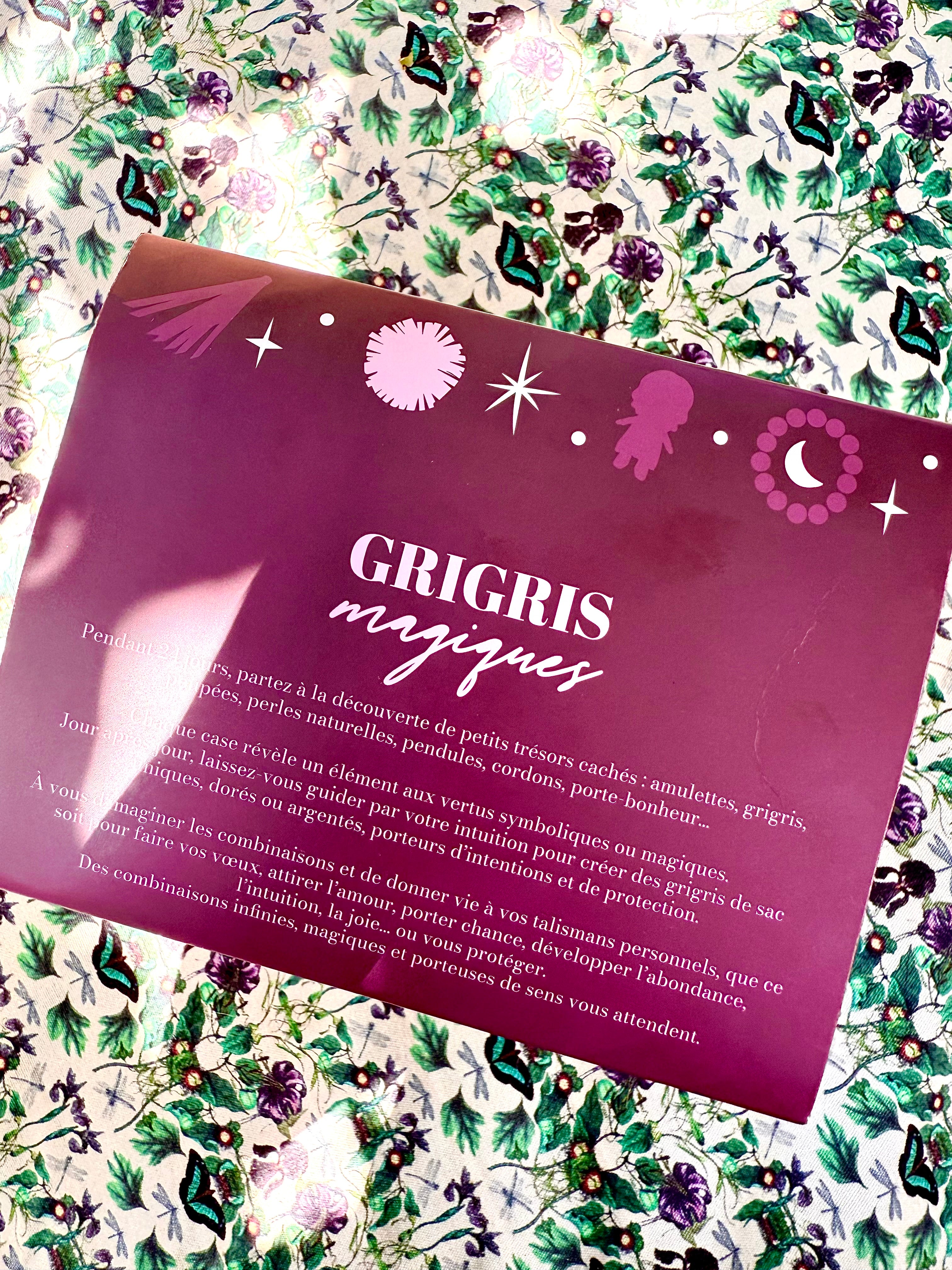 CALENDRIER DE L’AVENT 24 CASES GRI-GRI MAGIQUES
