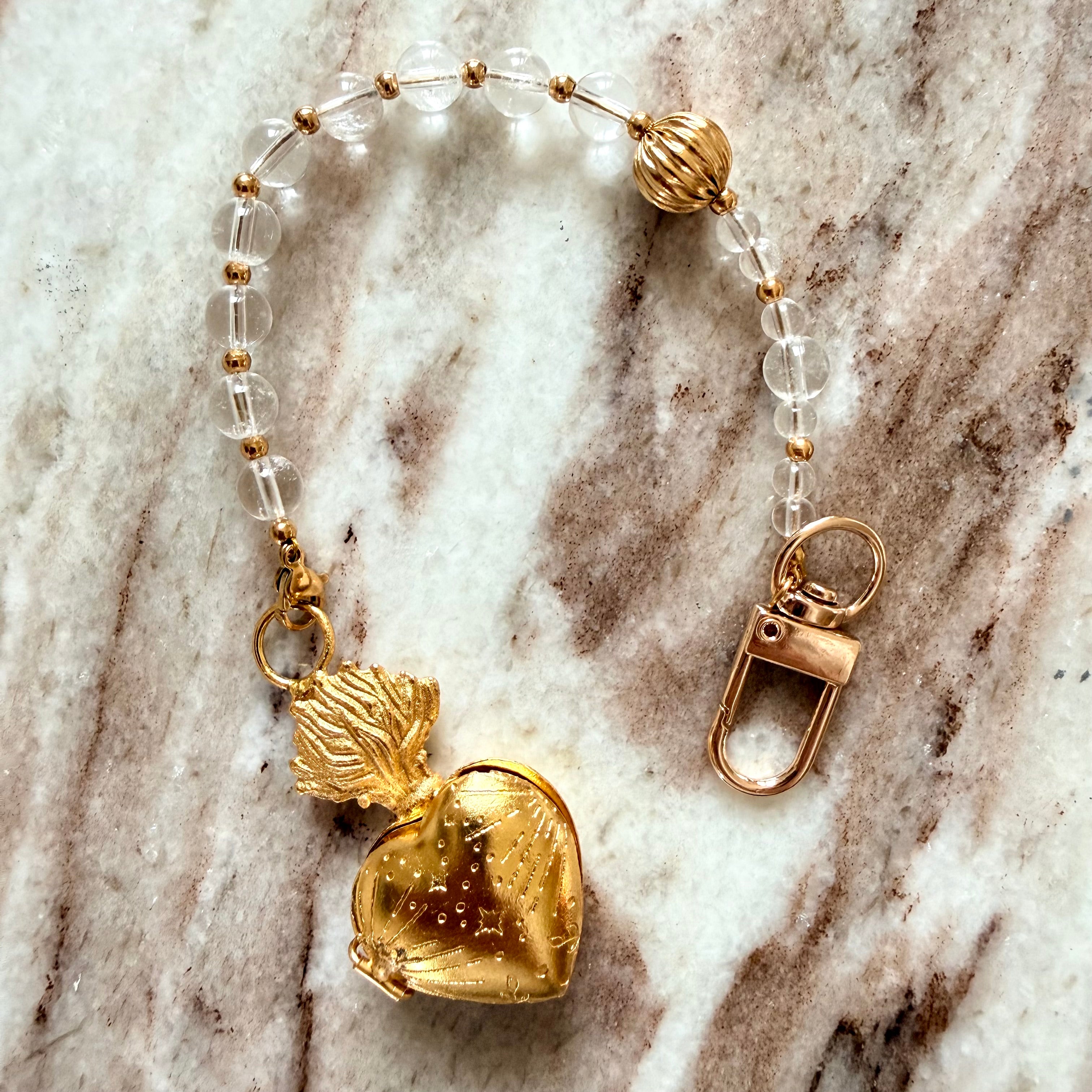 Talisman Ex-Voto avec sa ligne de perles