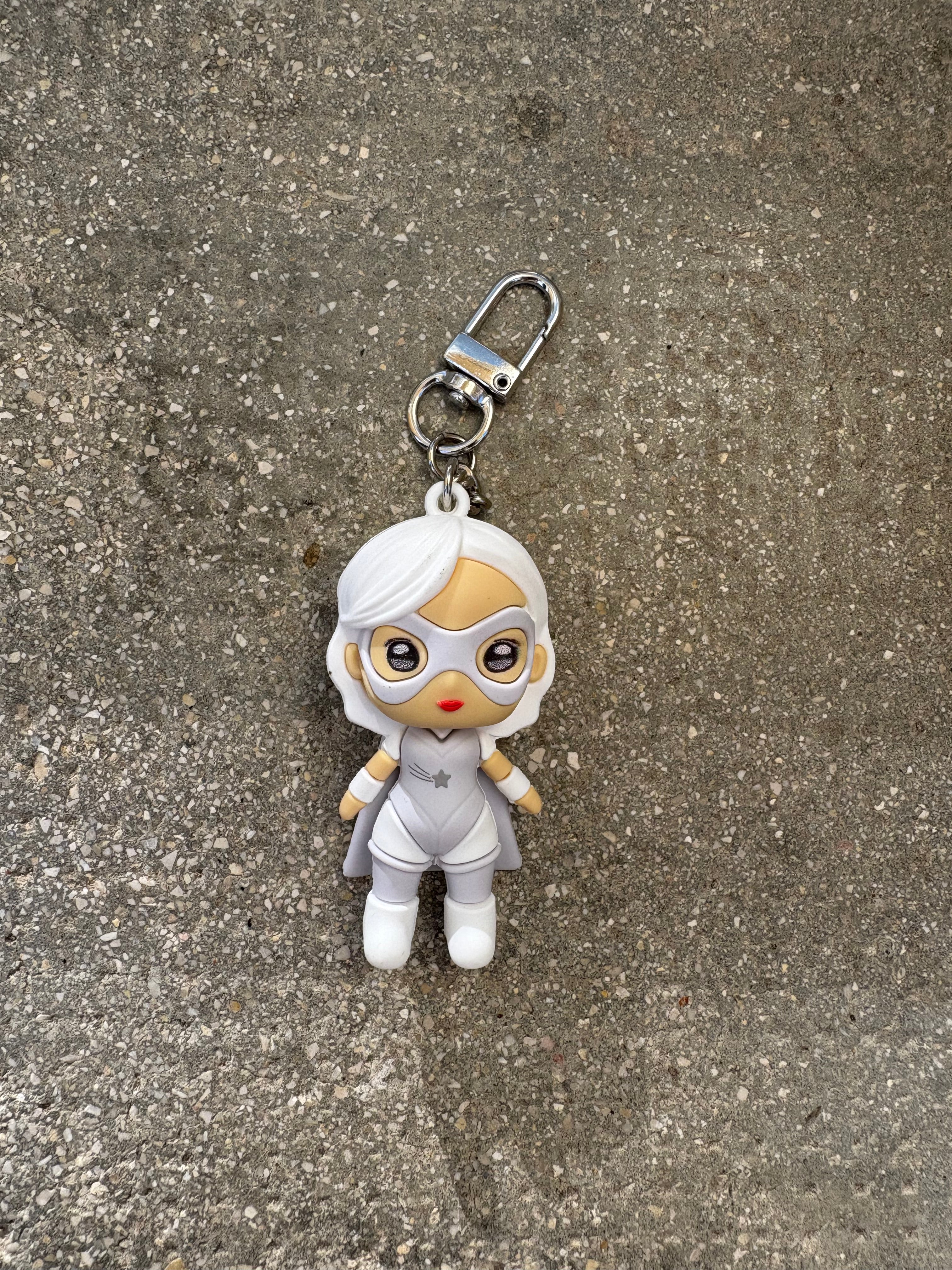 Poupée héroïne à vœux