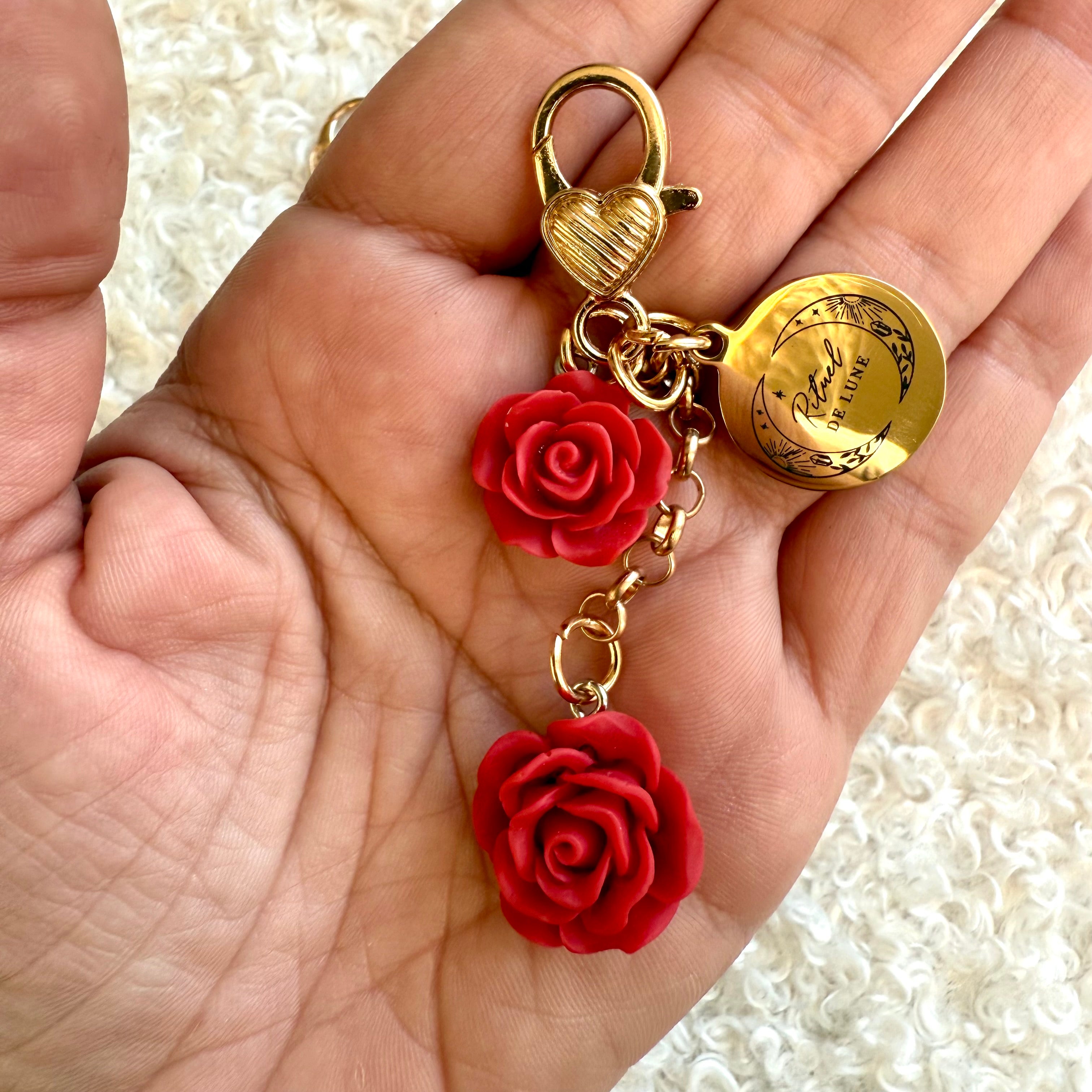 🌹 Porte-Clé Roses Rouges — Passion & Désir
