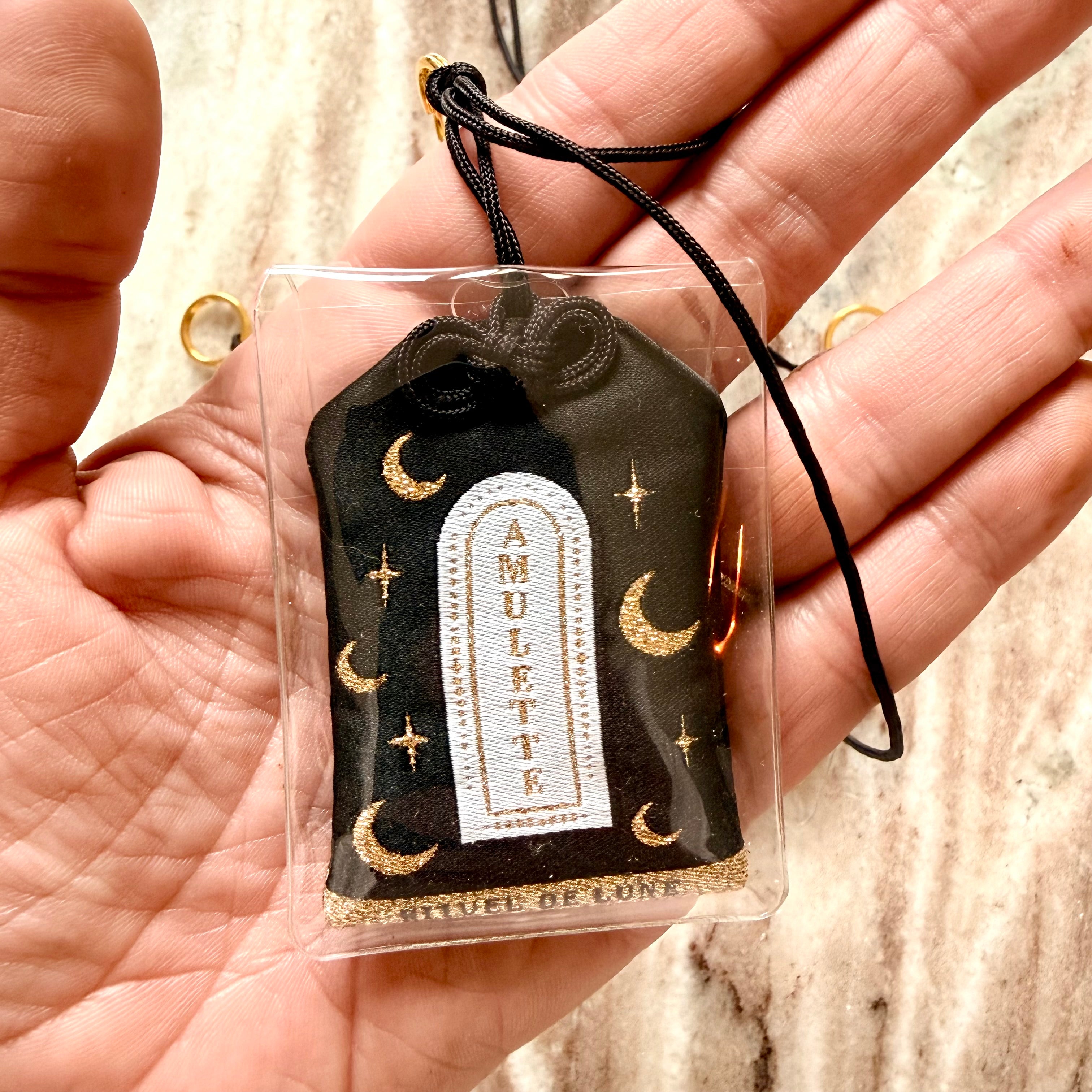 Omamori de la Lune 🌙