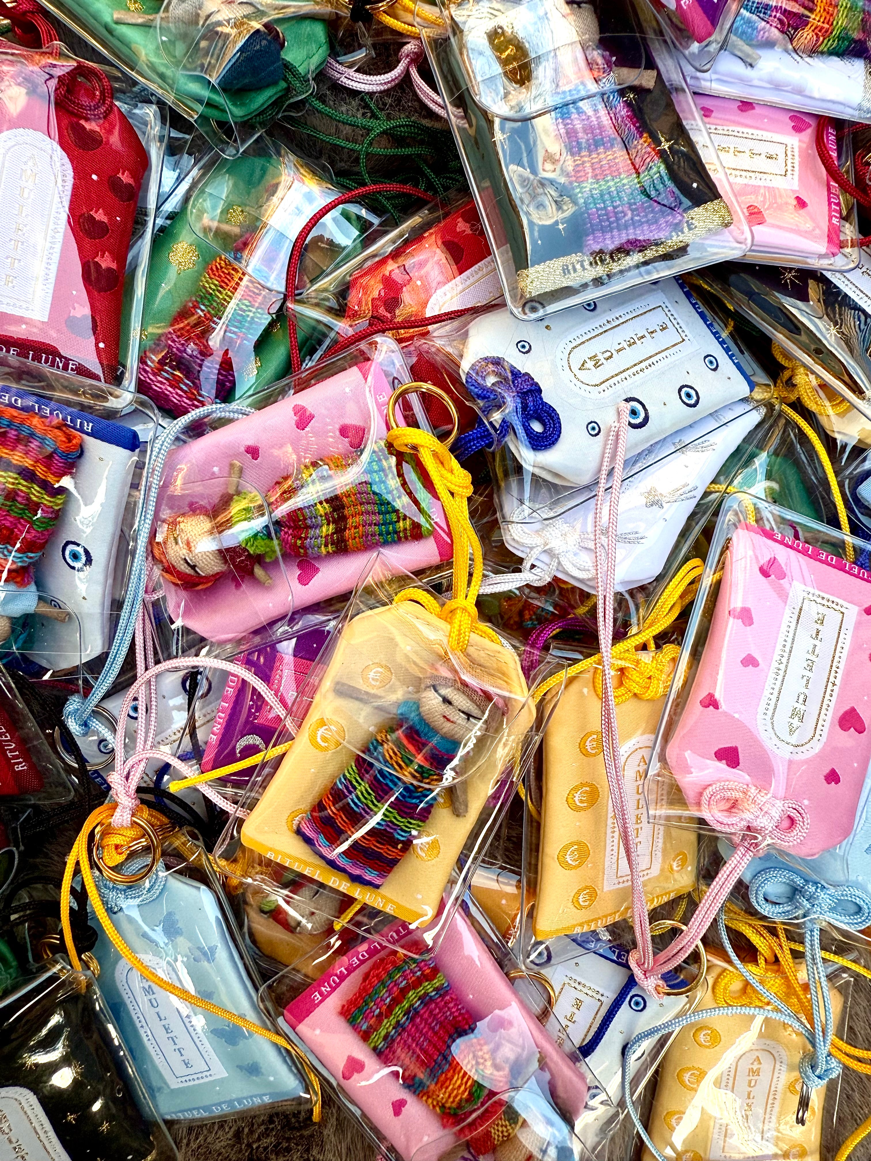 Les Gardiennes de Vœux – Omamori Magiques (10 Intentions)