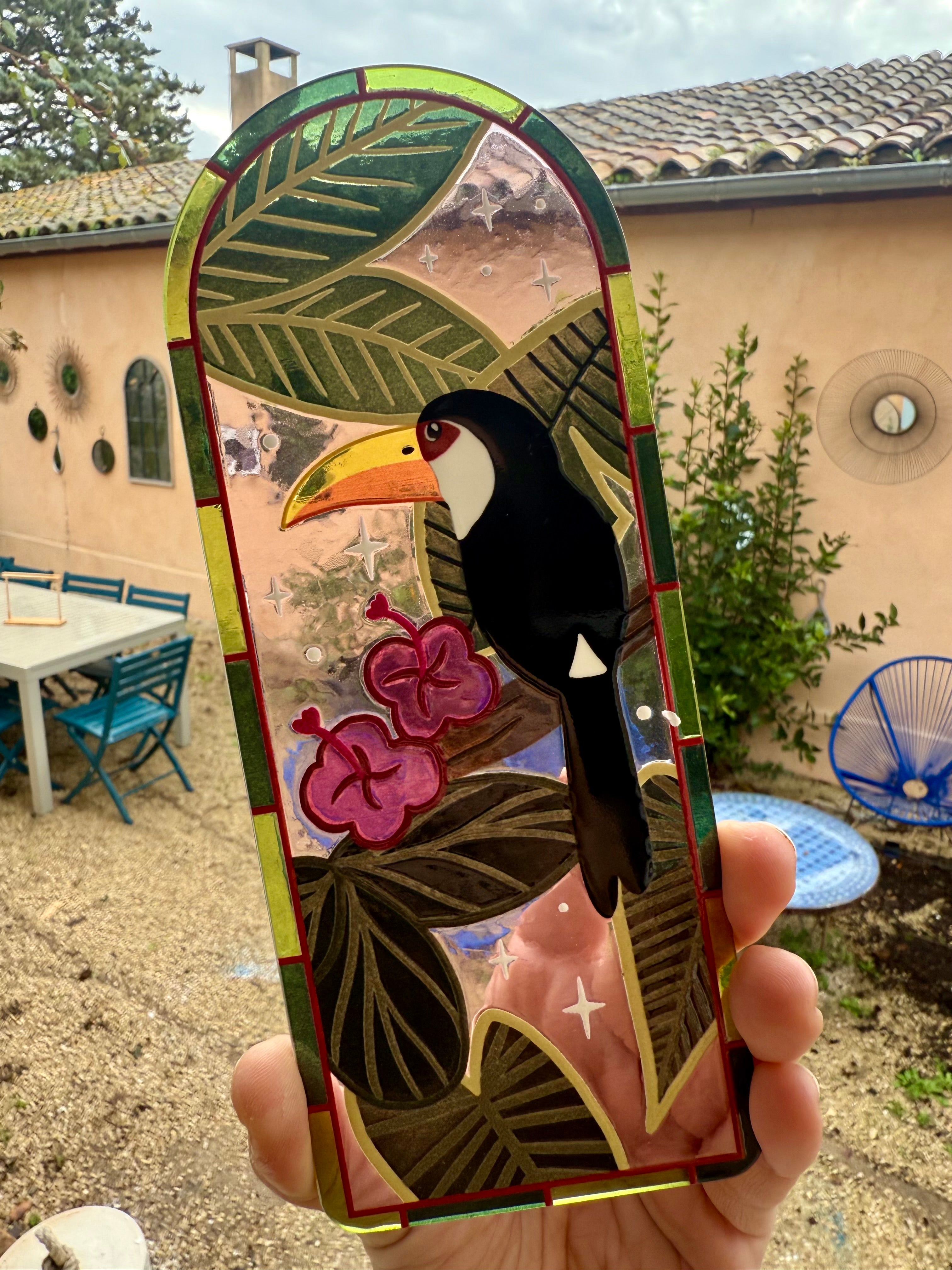 Vitrail Le toucan SANS LE SOCLE