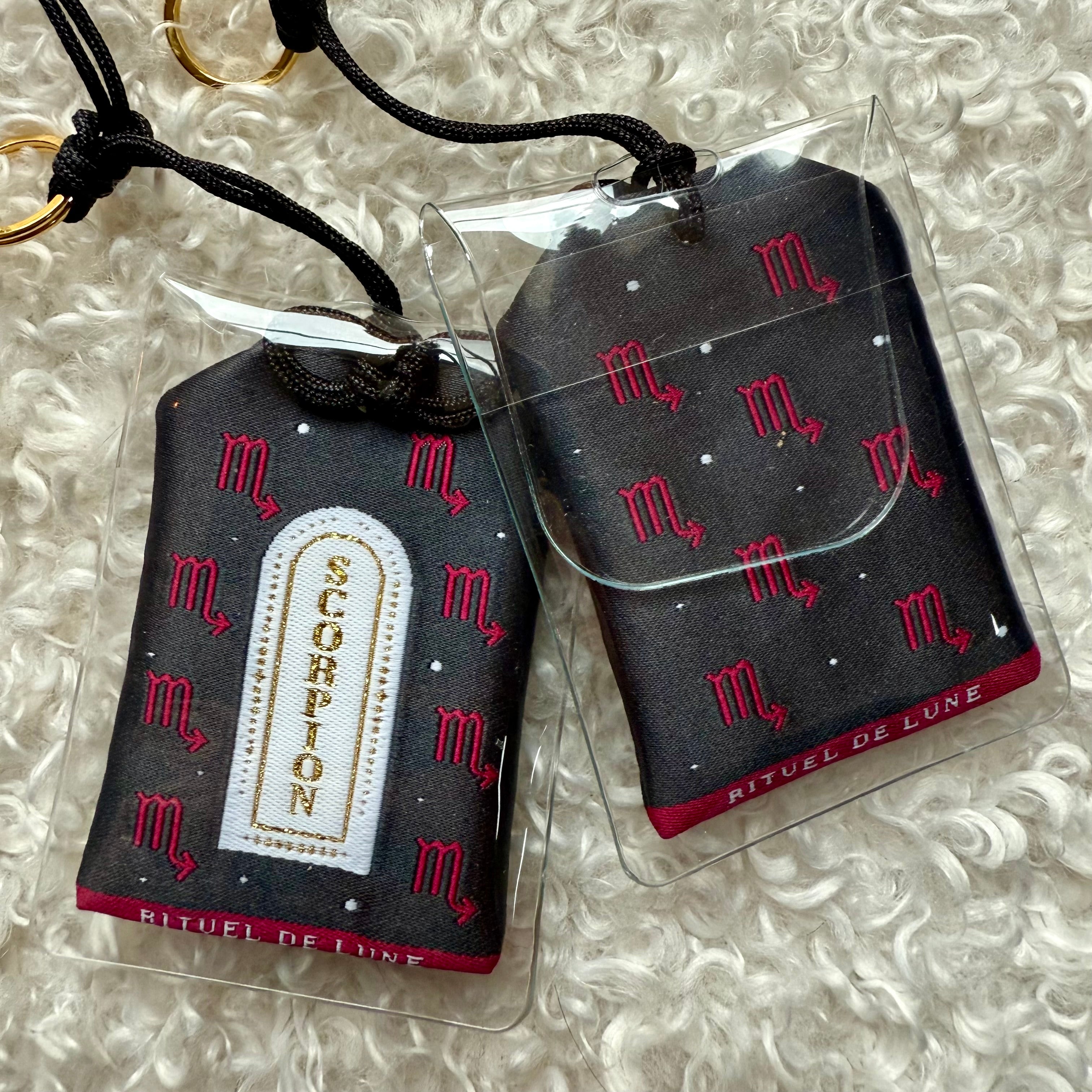 Omamori astro scorpion