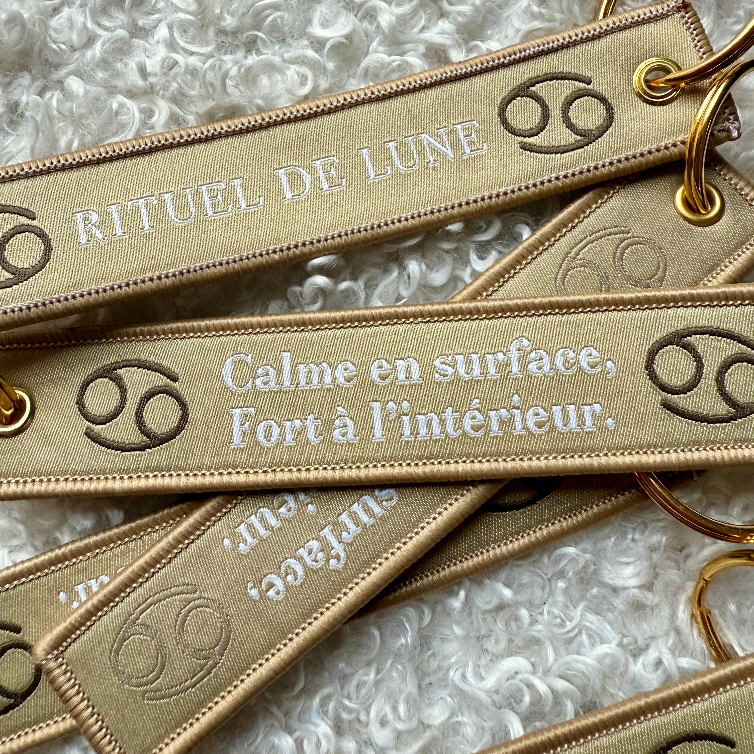 Porte clés ruban astro cancer