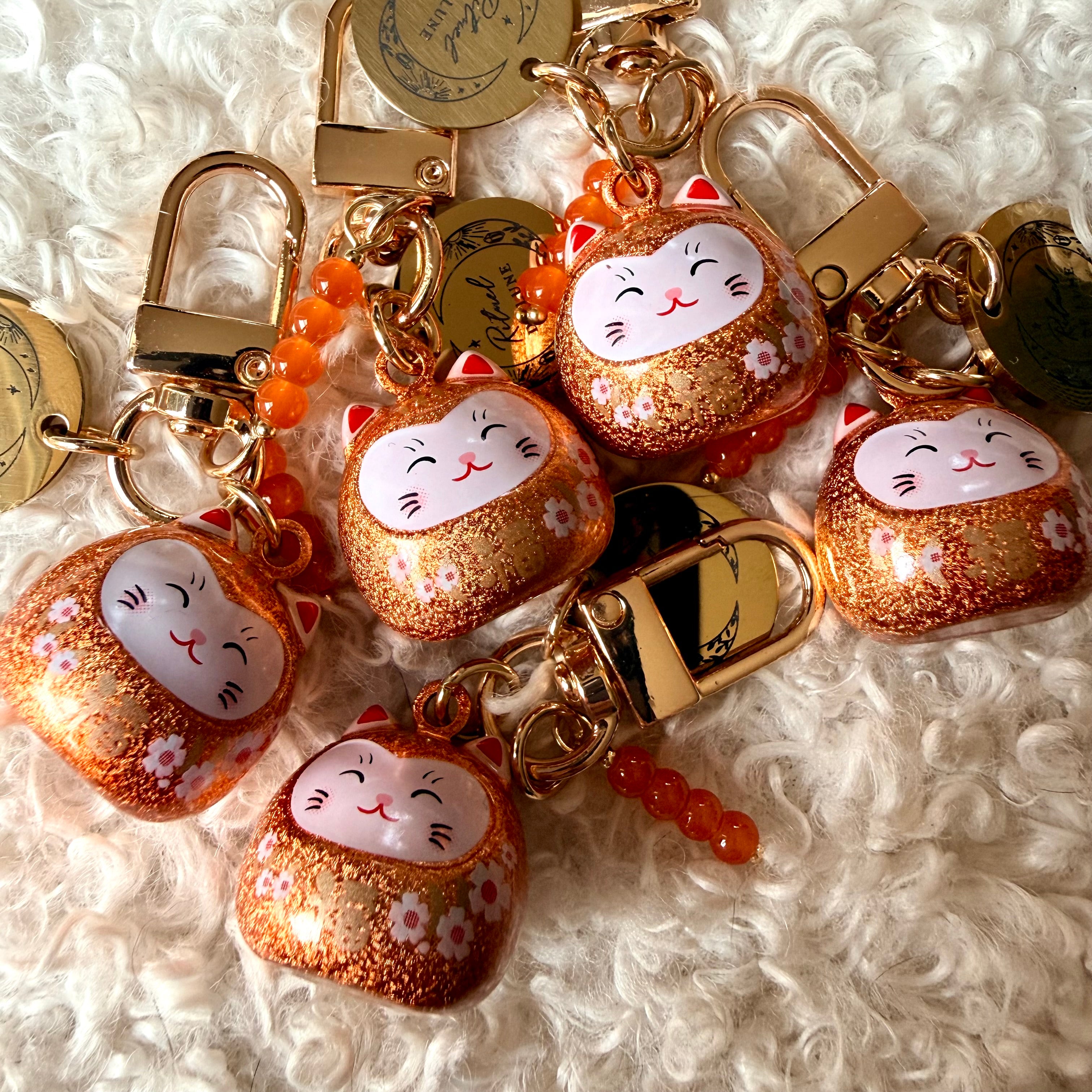 Chat maneki neko pailleté avec perles rituel de lune au choix