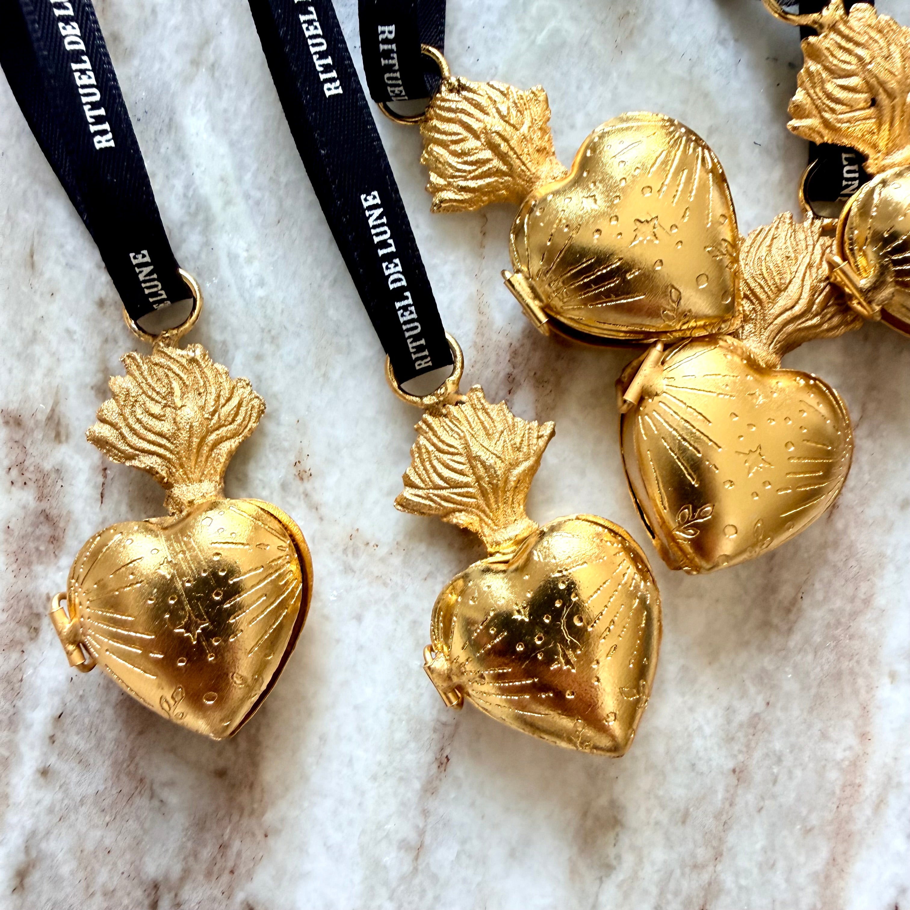 Talisman ExVoto sur ruban