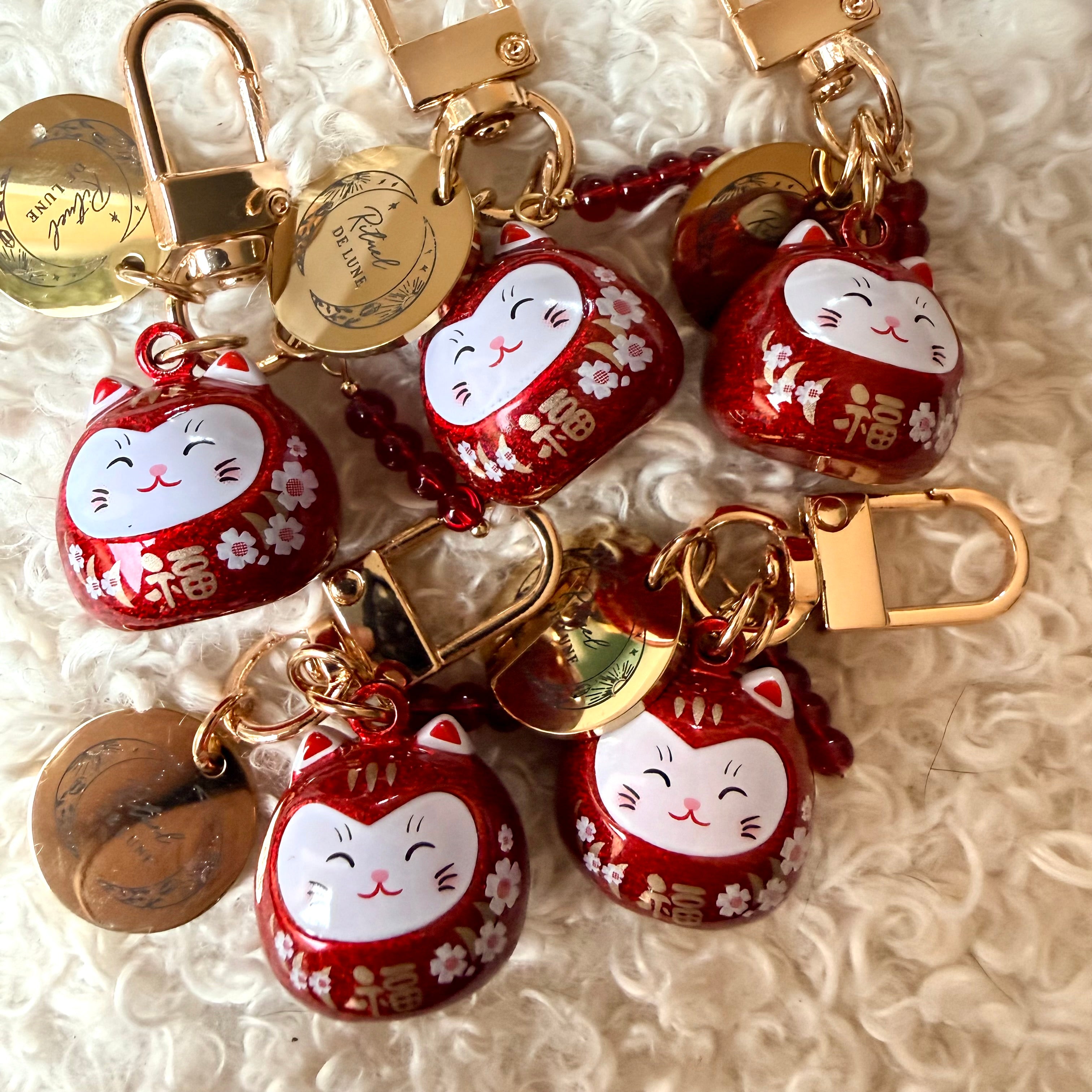 Chat maneki neko pailleté avec perles rituel de lune au choix