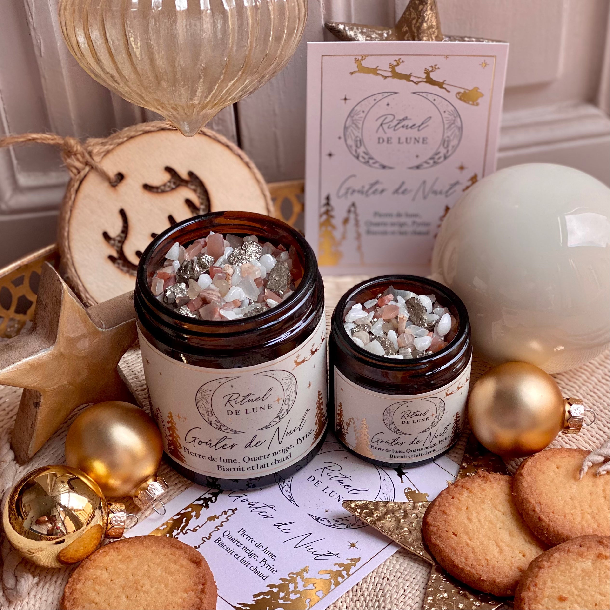 Bougie « Goûter de Noël » Quartz Neige, Pierre de Lune, Pyrite, Biscuit et Lait Chaud Ritueldelune 